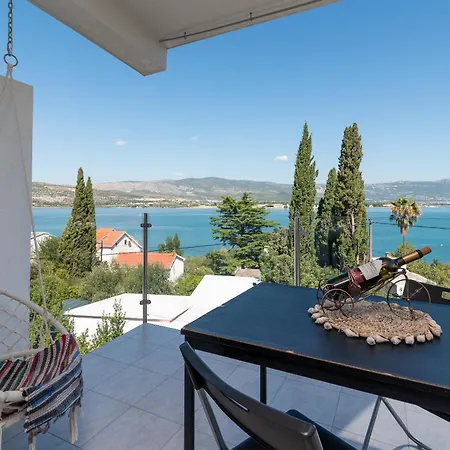 Апартаменти Lotus *