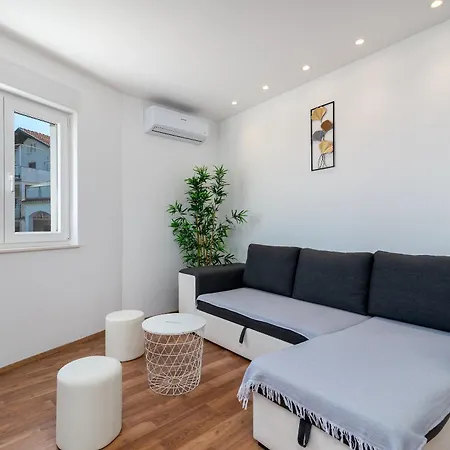 Lotus Apartment Trogir