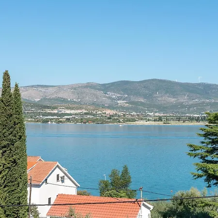 Apartment Lotus Trogir
