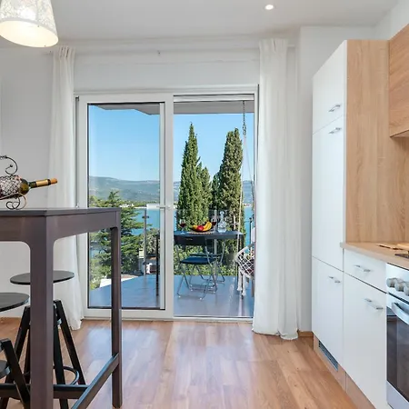 Lotus Apartment Trogir