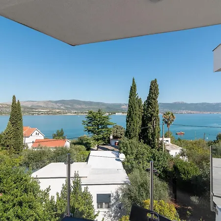 Apartment Lotus Trogir