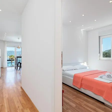 Lotus Τρογκίρ